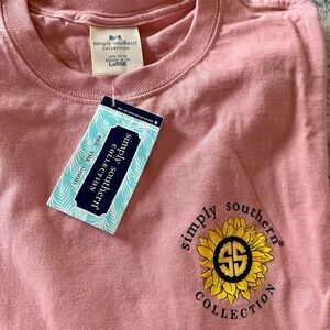 Ladies Simply Southern tshirt NWT size lg